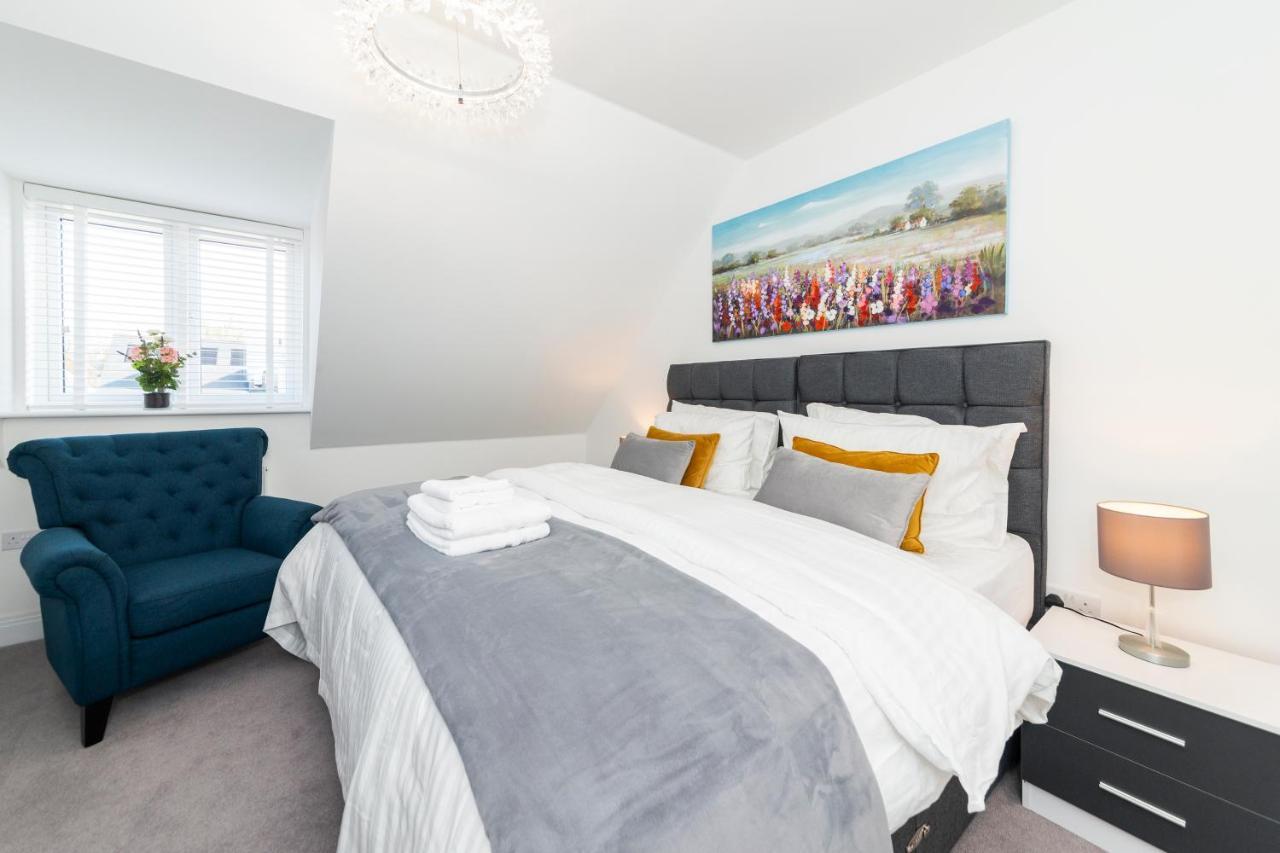 Greenfield Holiday Homes Μπράκνελ Εξωτερικό φωτογραφία